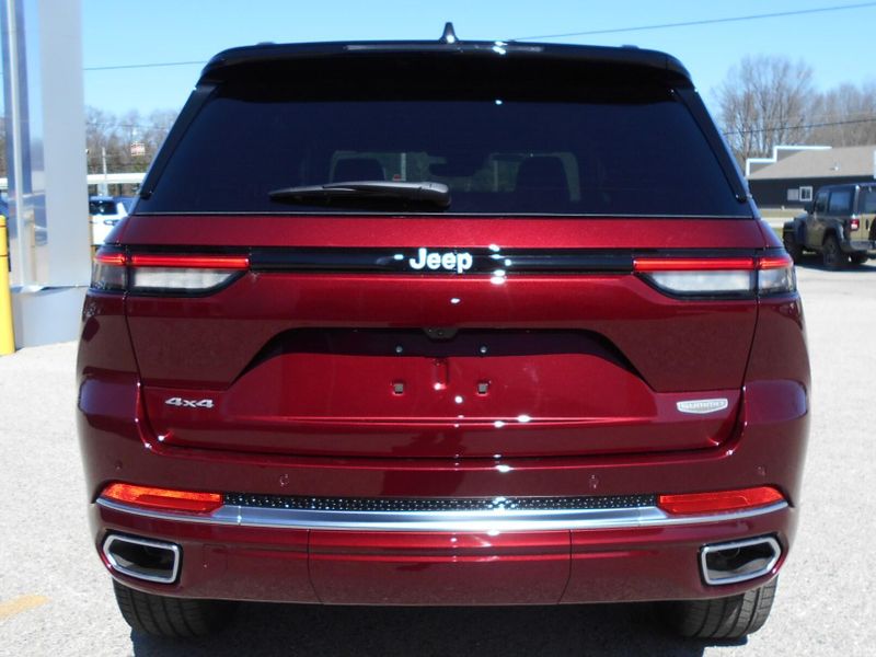 2025 Jeep Grand Cherokee Summit Reserve 4x4Image 39