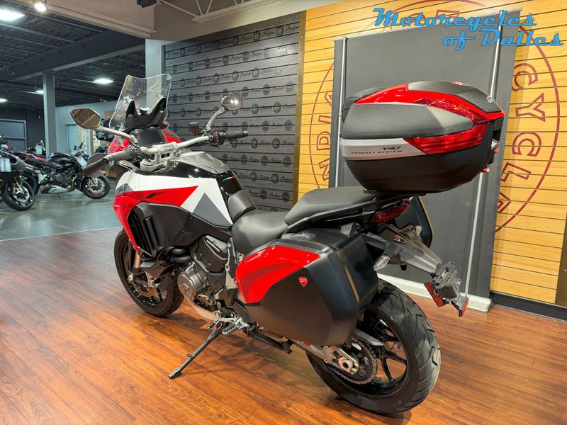 2021 Ducati Multistrada V4S Image 6