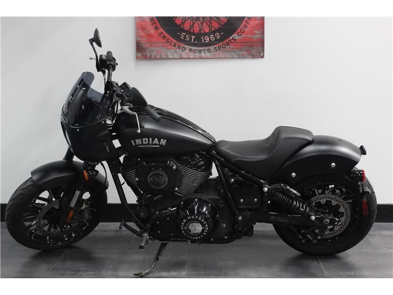 2023 Indian Motorcycle SPORT CHIEF Image 3