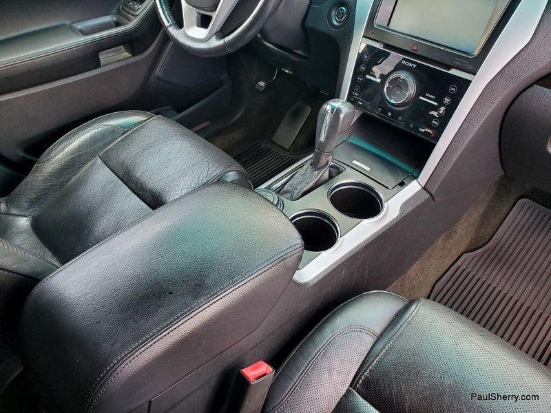 2014 Ford Explorer LimitedImage 26