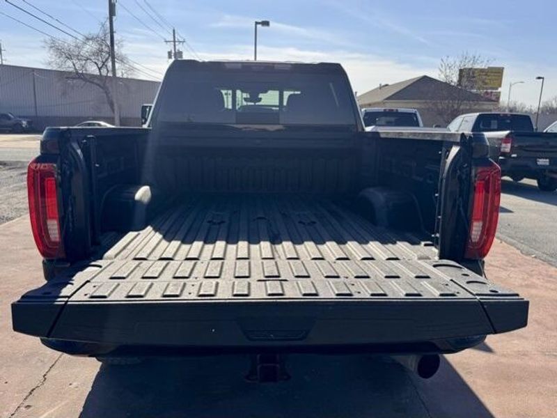 Used 2023 GMC Sierra 2500HD DenaliImage 8