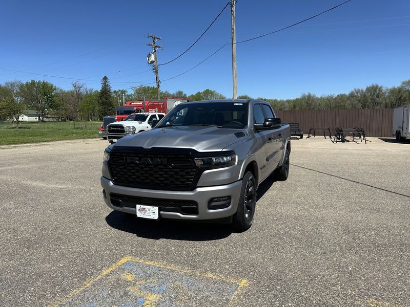 2025 RAM 1500 Big Horn Crew Cab 4x4 5