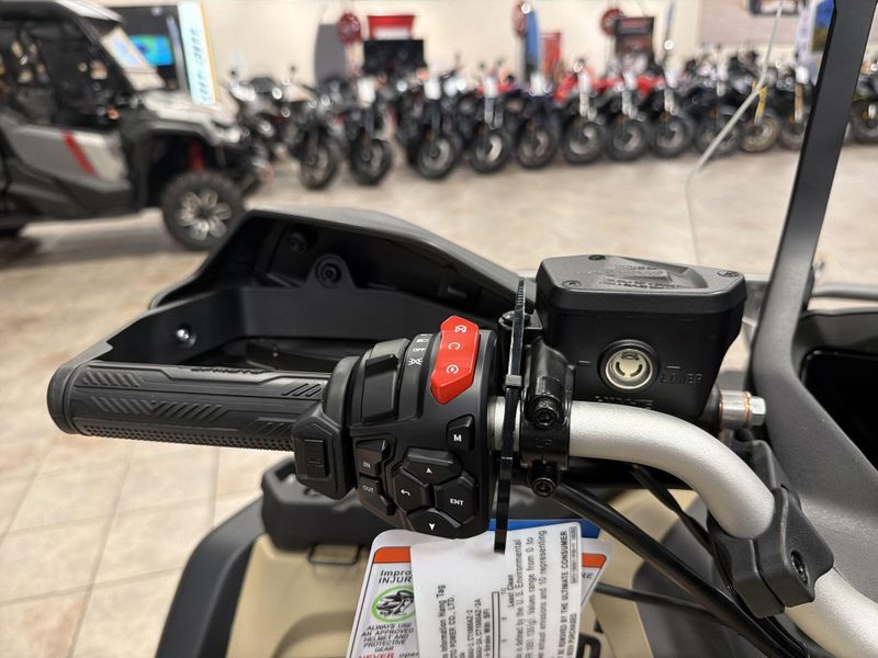 New 2027 CFMOTO CFORCE 1000 OVERLAND Image 25