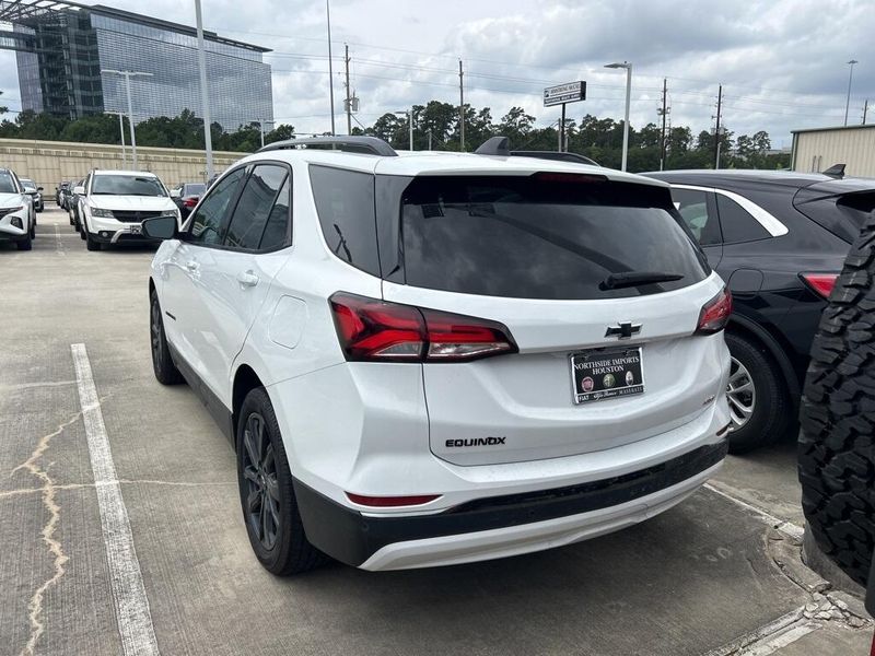 2022 Chevrolet Equinox RSImage 3