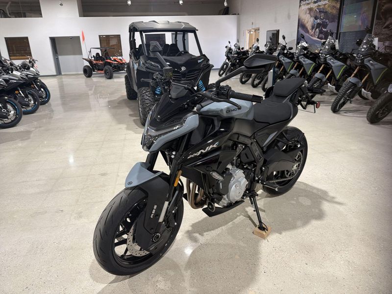 New 2026 CFMOTO 675NK Image 13