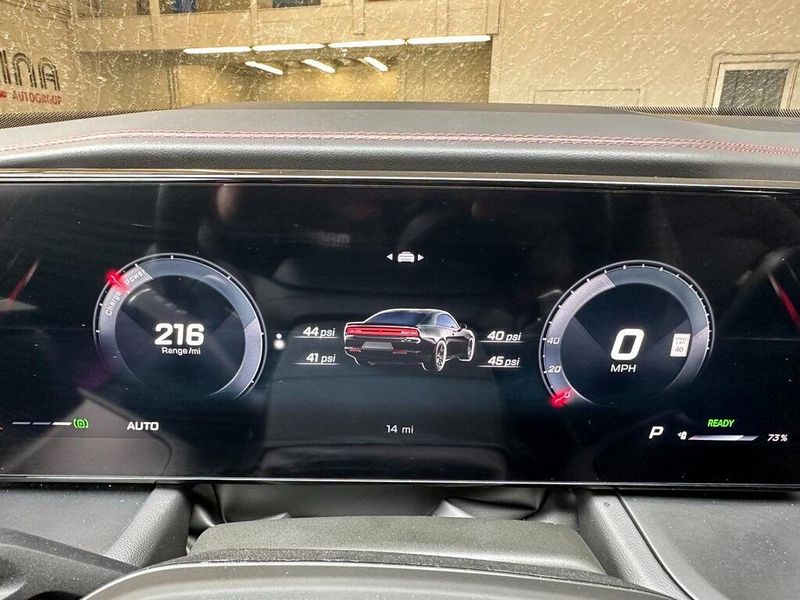 2025 Dodge Charger 2-door Daytona R/T AwdImage 15