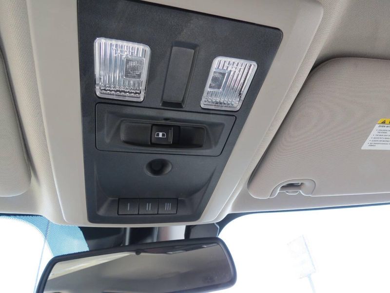 Used 2017 RAM 1500 Laramie 4x4 4dr Crew Cab 5.5 ft. SB PickupImage 17