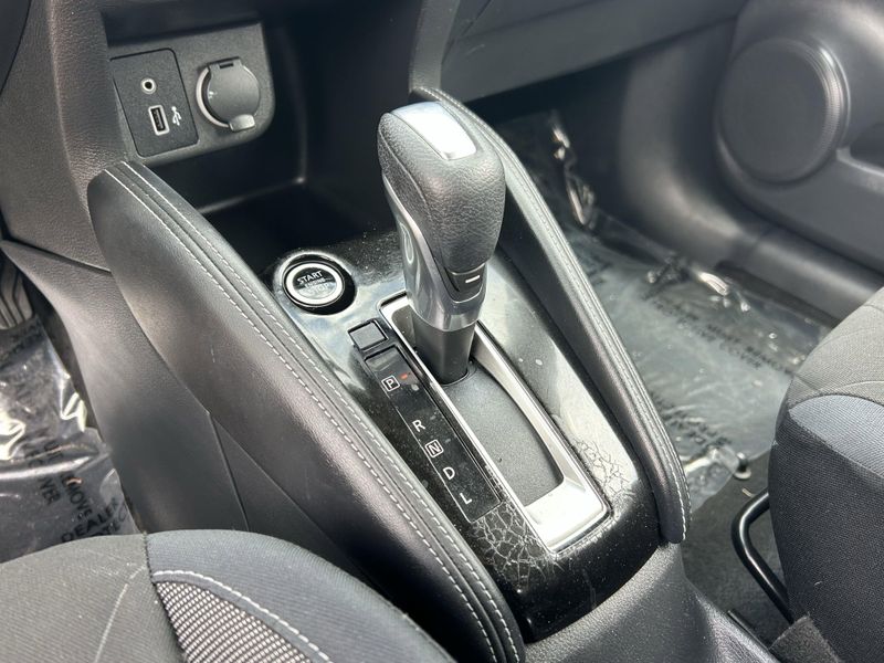 2018 Nissan Kicks SVImage 24