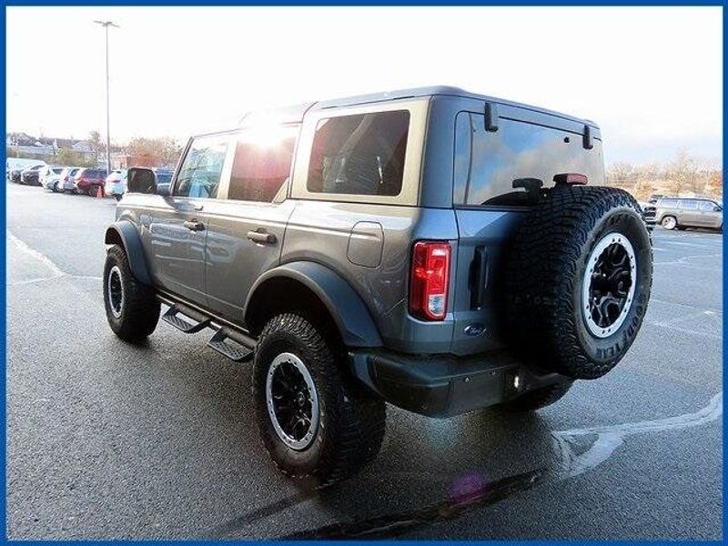 2023 Ford Bronco Outer BanksImage 5