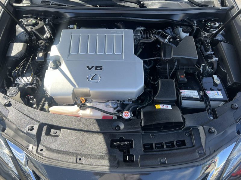 2017 Lexus ES 350Image 30