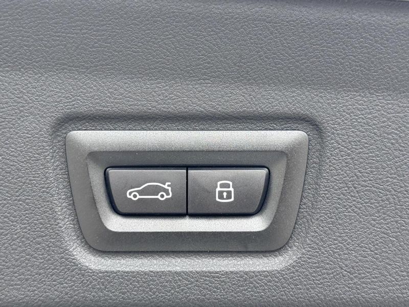 2024 BMW i4 eDrive35Image 16