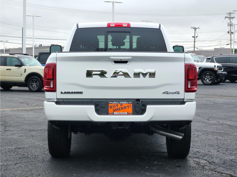 New 2027 RAM 2500 Laramie Crew Cab 4x4 6'4' Box