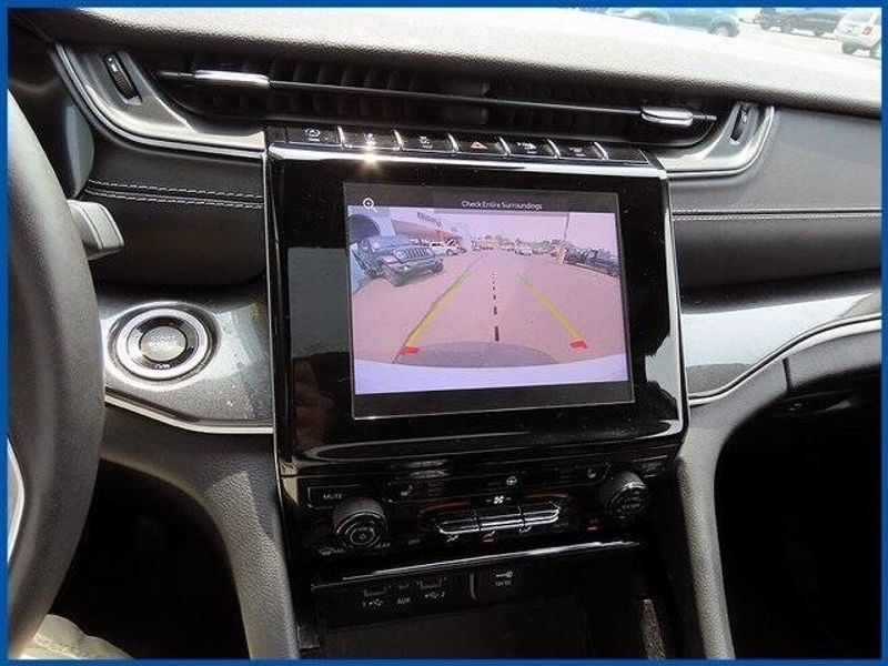 Used 2022 Jeep Grand Cherokee L AltitudeImage 19