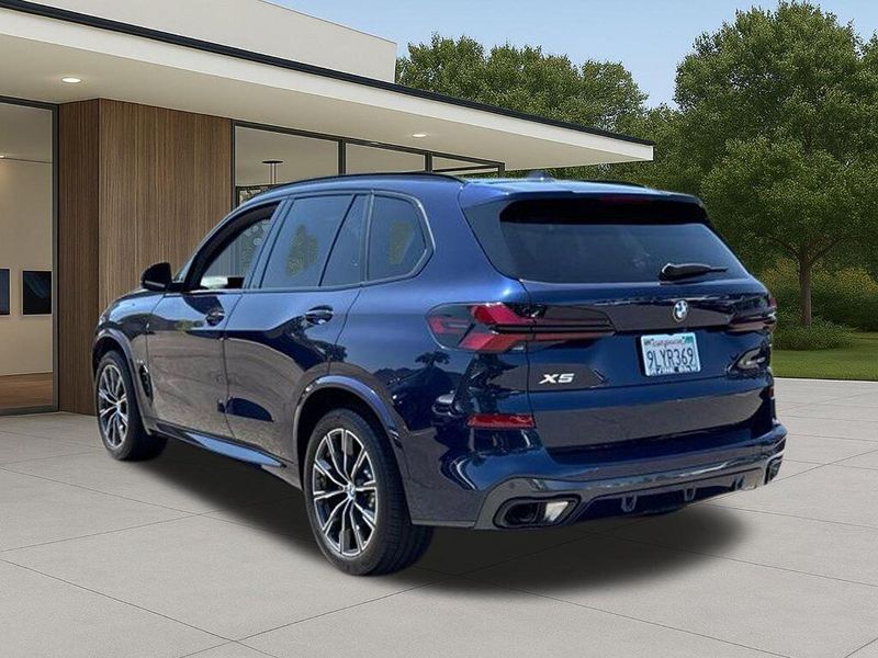 Used 2024 BMW X5 sDrive40iImage 12