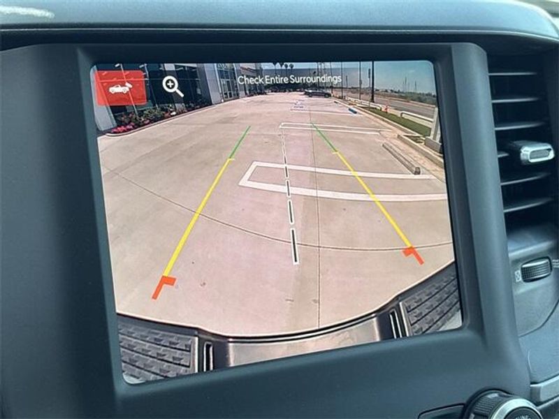 2023 RAM 2500 TradesmanImage 26