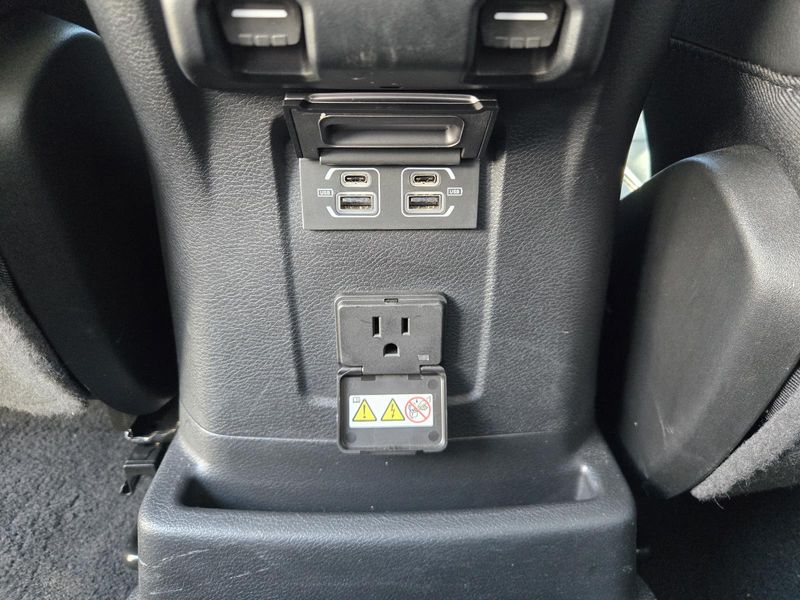 Used 2022 Jeep Wrangler Unlimited Rubicon 4x4