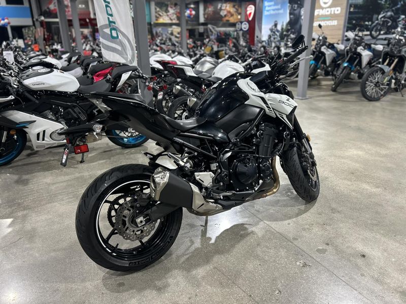Used 2022 Kawasaki Z900 ABS Image 5
