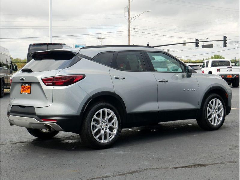 2023 Chevrolet Blazer LTImage 13