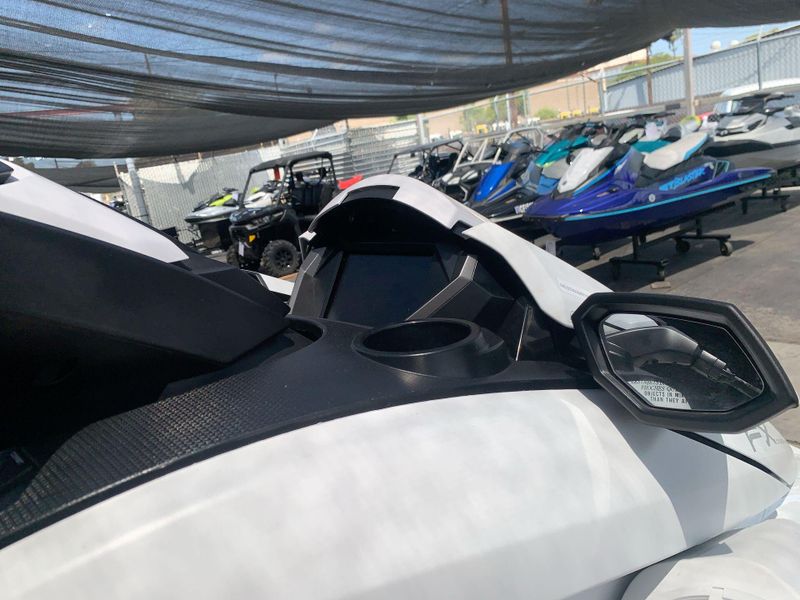 New 2025 Yamaha FX CRUISER SVHO W/AUDIO Image 15