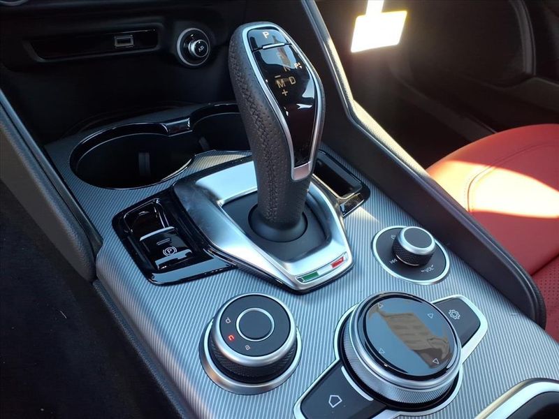 New 2025 Alfa Romeo Giulia RwdImage 23