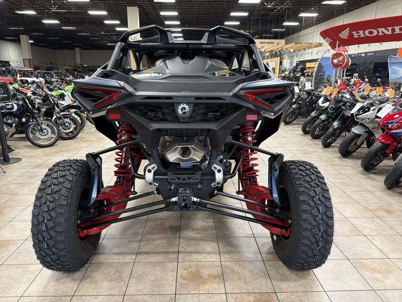 New 2026 Can-Am MAVERICK R MAX X RS 999T DCT Image 15
