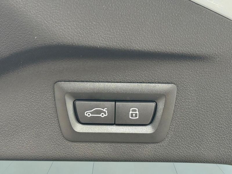 2026 BMW X7 xDrive40iImage 16