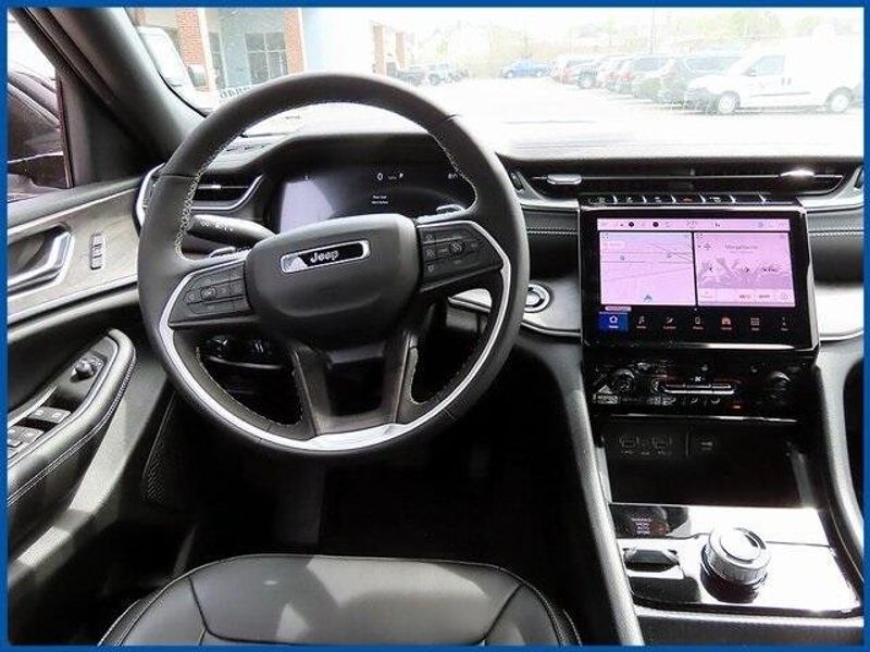 2025 Jeep Grand Cherokee LimitedImage 11
