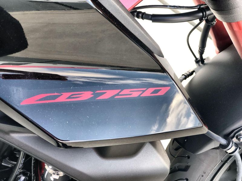 New 2026 Honda CB750 HORNET E-CLUTCH Image 27