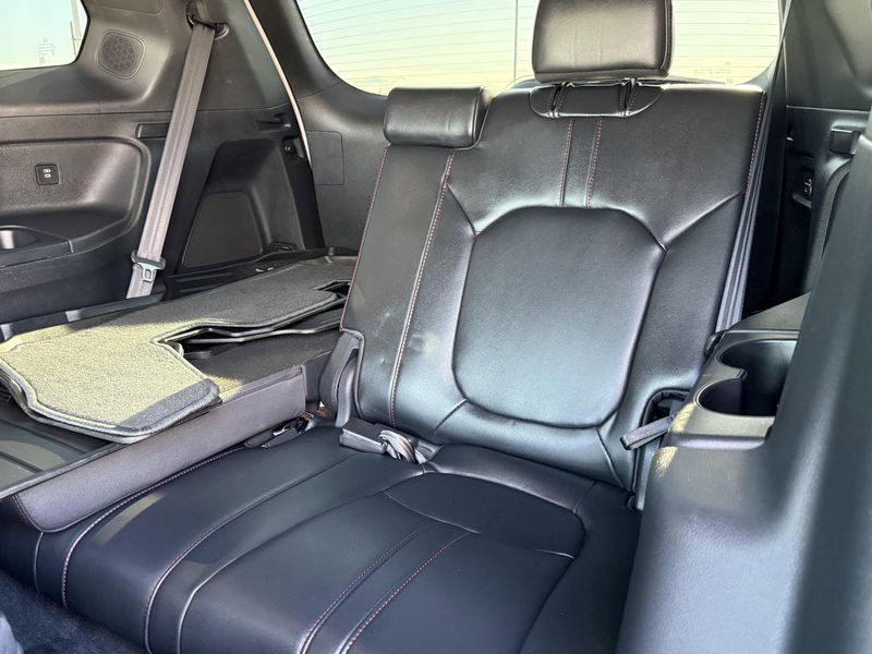 Used 2025 Honda Pilot Black EditionImage 32