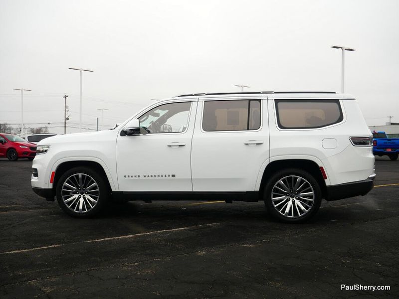 2022 Jeep Grand Wagoneer Series III