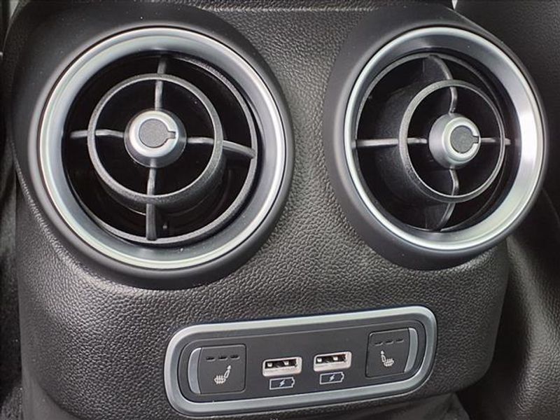 2025 Alfa Romeo Giulia RwdImage 13