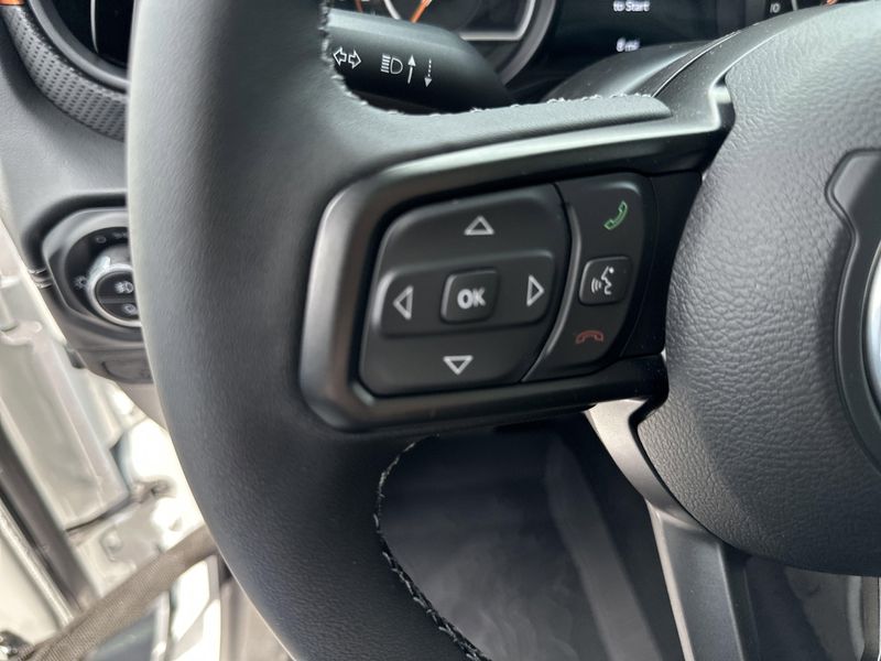 New 2025 Jeep Gladiator Mojave 4x4Image 22