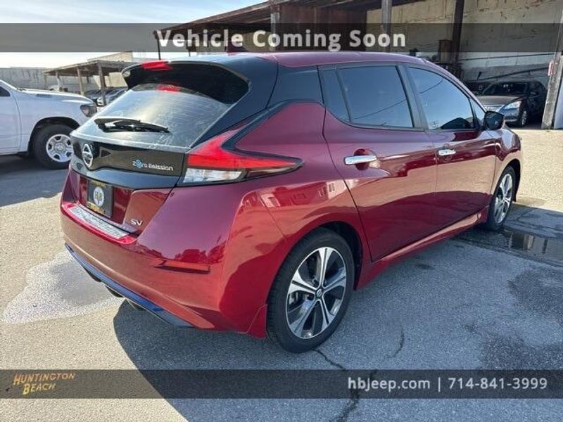 2018 Nissan Leaf SVImage 5