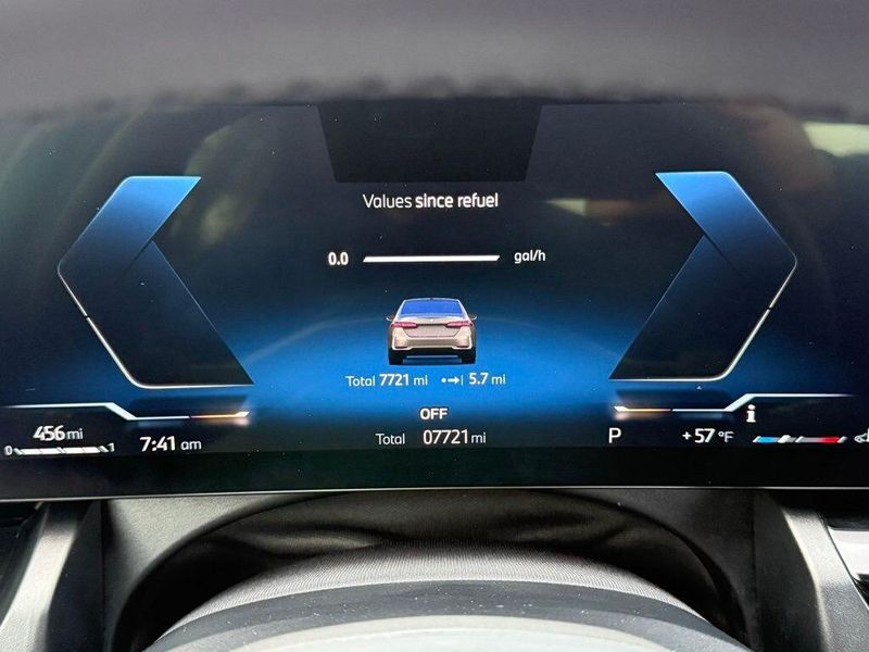 Used 2025 BMW 5 Series 530iImage 25