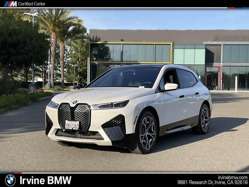 2025 BMW iX xDrive50Image 1