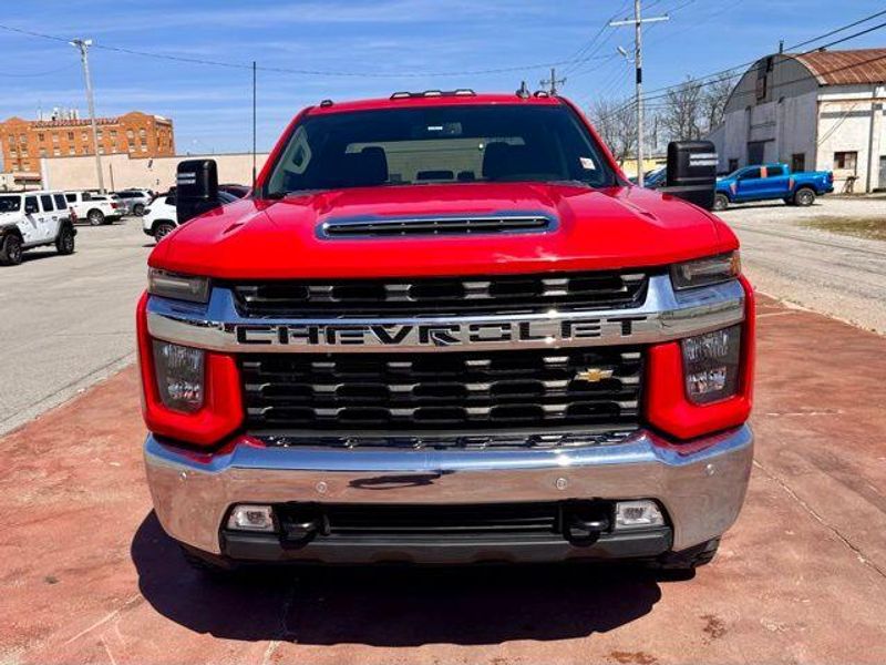 Used 2021 Chevrolet Silverado 2500HD LTImage 2