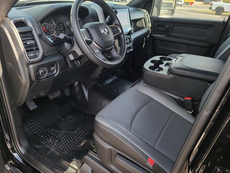 2025 RAM 2500 Tradesman Crew Cab 4x4 6