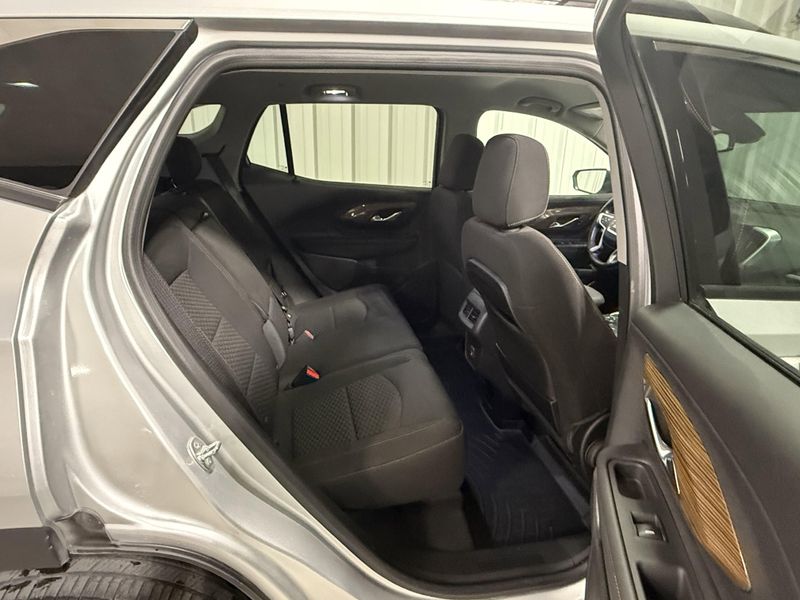 Used 2020 GMC Terrain SLEImage 10