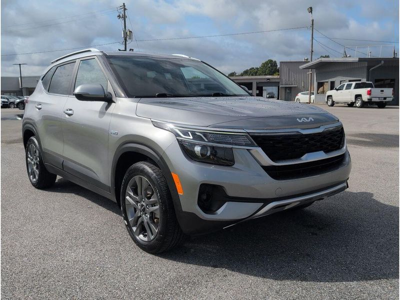 2023 Kia Seltos SImage 7