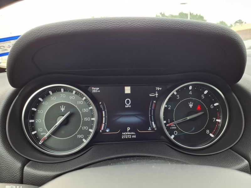 Used 2023 Maserati Levante ModenaImage 24