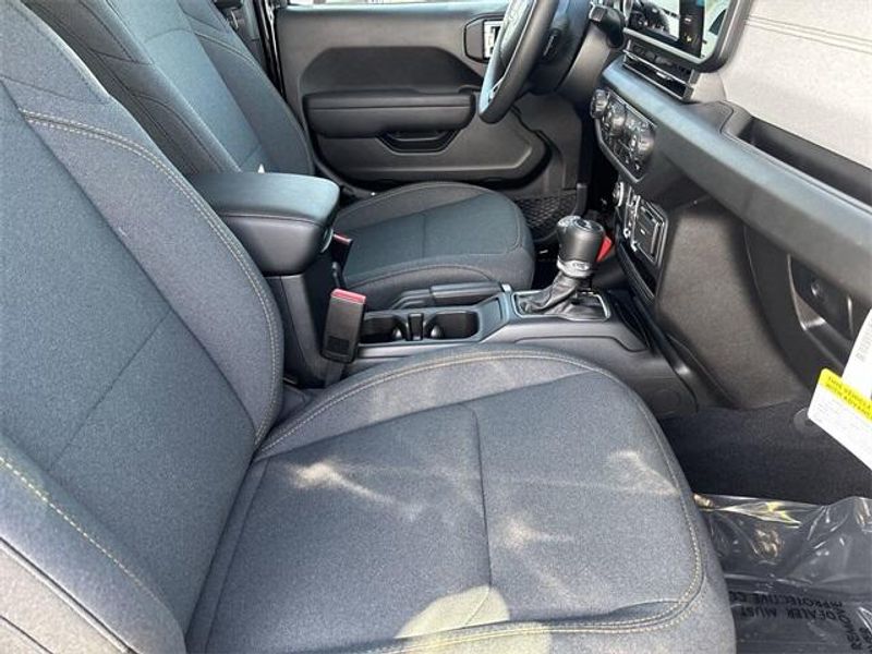 New 2026 Jeep Wrangler 4-door SportImage 12