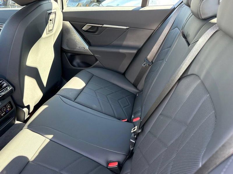 New 2027 BMW 5 Series 530iImage 27