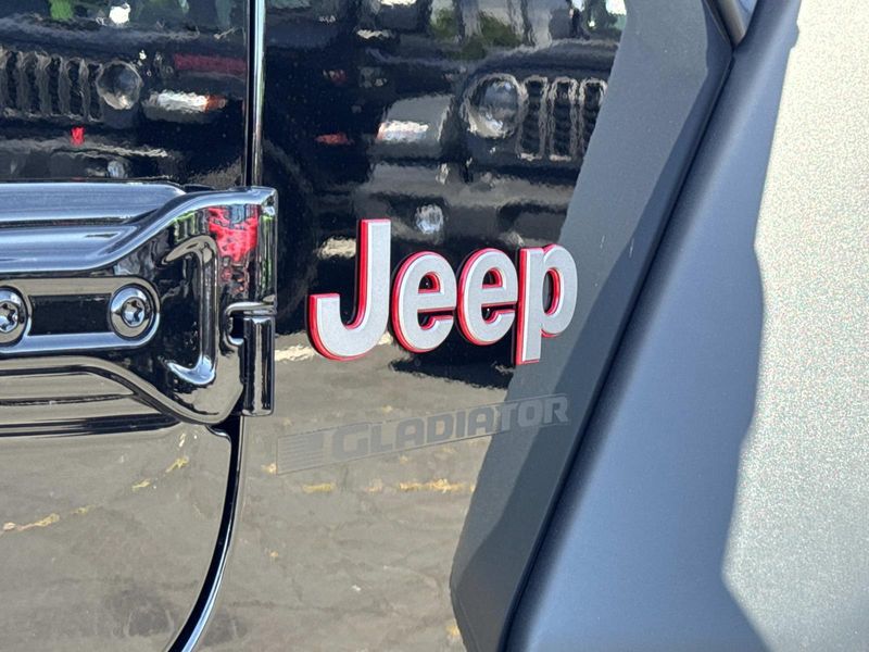 New 2026 Jeep Gladiator Rubicon 4x4