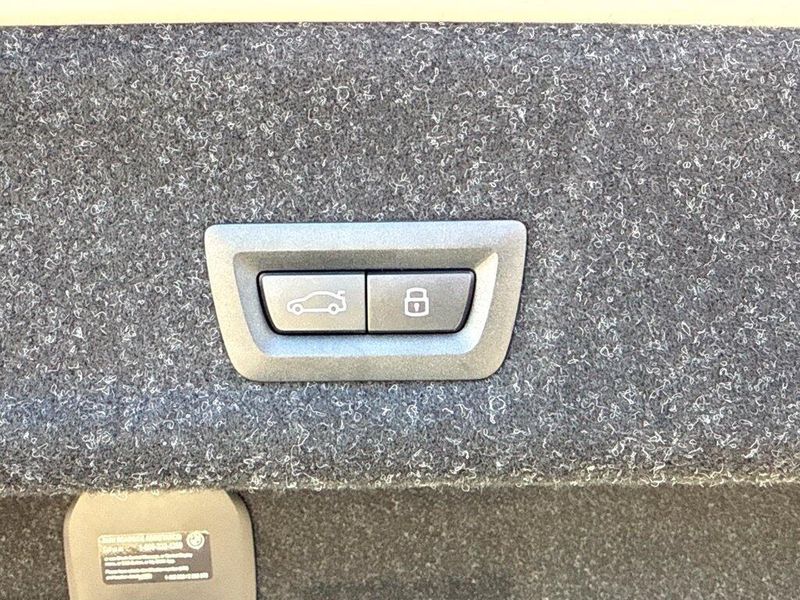 Used 2026 BMW 3 Series 330iImage 15