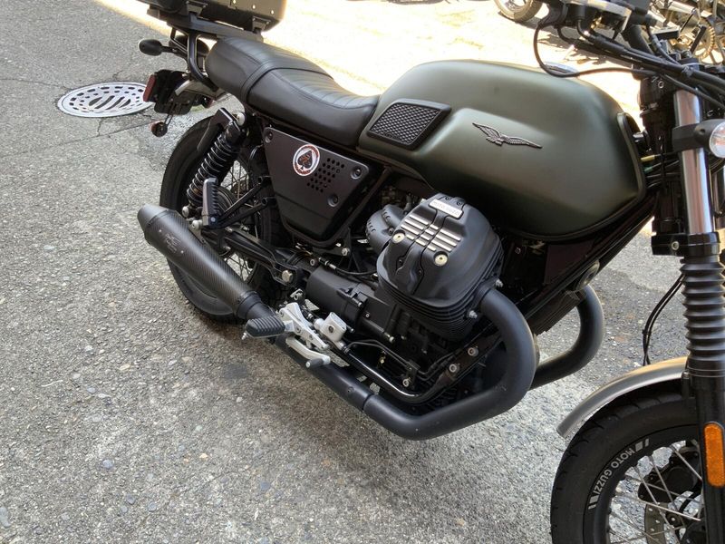 2020 MOTO GUZZI V7 III ROUGH 
