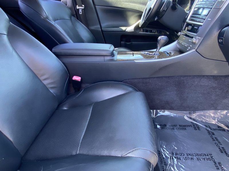 2013 Lexus IS 250 250Image 12