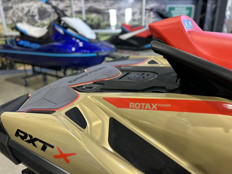 New 2025 Sea-Doo RXT-X 325 (SOUND SYSTEM) Image 16