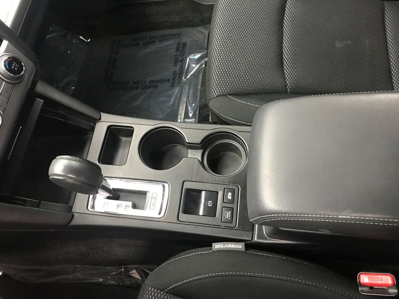 Used 2015 Subaru Outback 2.5i PremiumImage 6