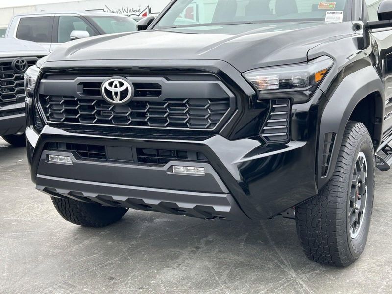 2024 Toyota Tacoma TRD Off RoadImage 7