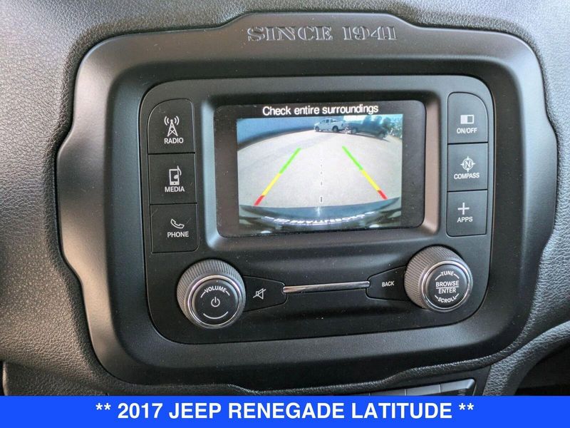 2017 Jeep Renegade Latitude North Edition photo 21